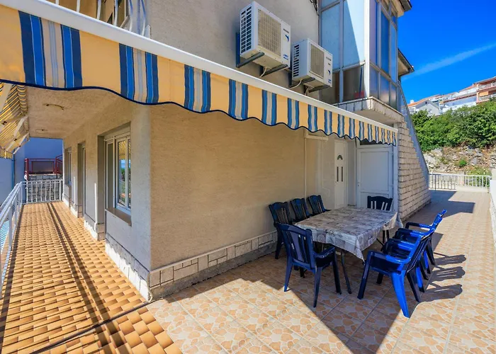 Johann I Διαμέρισμα *