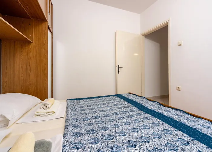 Johann I Διαμέρισμα *